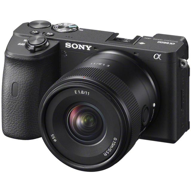 ソニー SEL11F18 E 11mm F1.8※Eマウント用レンズ（APS-Cサイズミラーレス用）[SEL11F18] 返品種別A_15