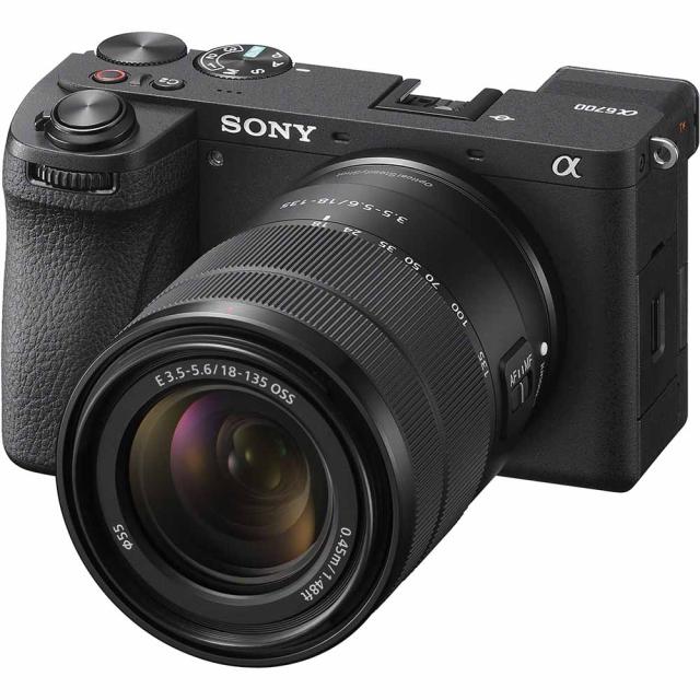 ソニー ILCE-6700M ミラーレス一眼カメラ「α6700」高倍率ズームレンズキットSONY[ILCE6700M] 返品種別A