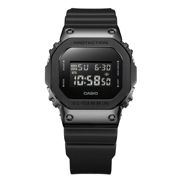 カシオ 【国内正規品】G-SHOCK（ジーショック）クオーツ　メンズタイプ GM-5600UB-1JF[GM5600UB1JF] 返品種別A