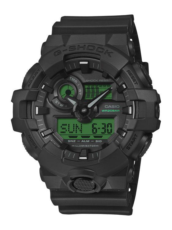 カシオ 【国内正規品】G-SHOCK（ジーショック）　BLACK AND ELECTRO GREEN クオーツ　メンズタイプ GA-700BEG-1AJF返品種別A