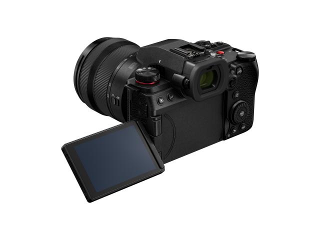 パナソニック DC-S5M2K フルサイズミラーレス一眼カメラ「LUMIX S5II」標準ズームレンズキットPanasonic[DCS5M2K] 返品種別A_7