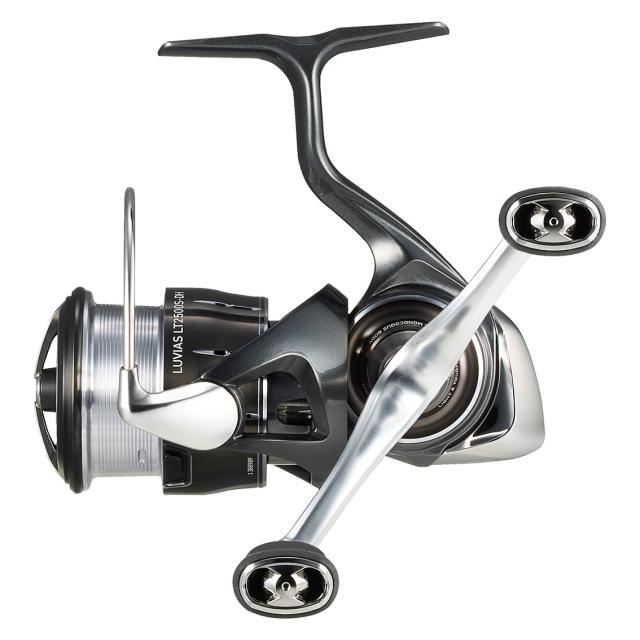 最終値下げ【美品】ダイワ 24ルビアスLT2500S ダイワ 24ルビアス LT2500S-DH 24 ルビアス LT2500S-DHDAIWA