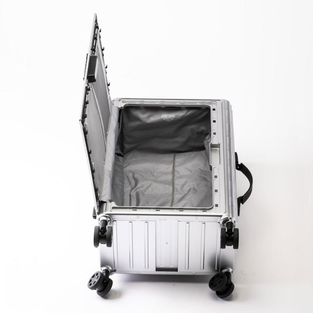 ＆.FLAT TRM-FL14400001-SV 折り畳めるキャリーケース メタリック