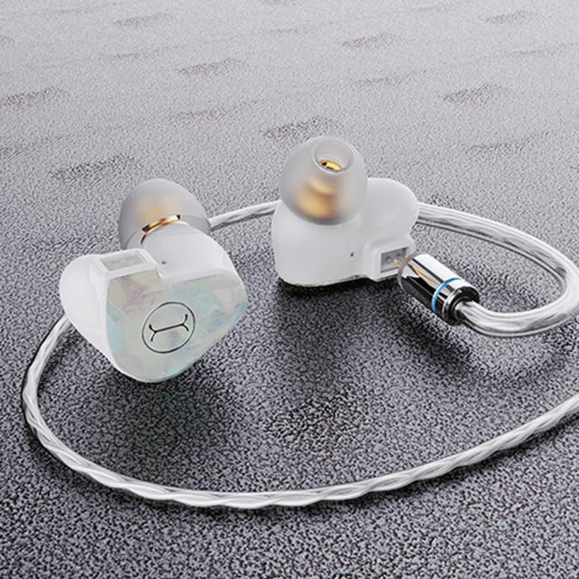 ダルマオーディオ ダイナミック密閉型カナルイヤホン DARUMA AUDIO　X-Melody すずらん スズラン(DARUMAAUDIO)返品種別A_9