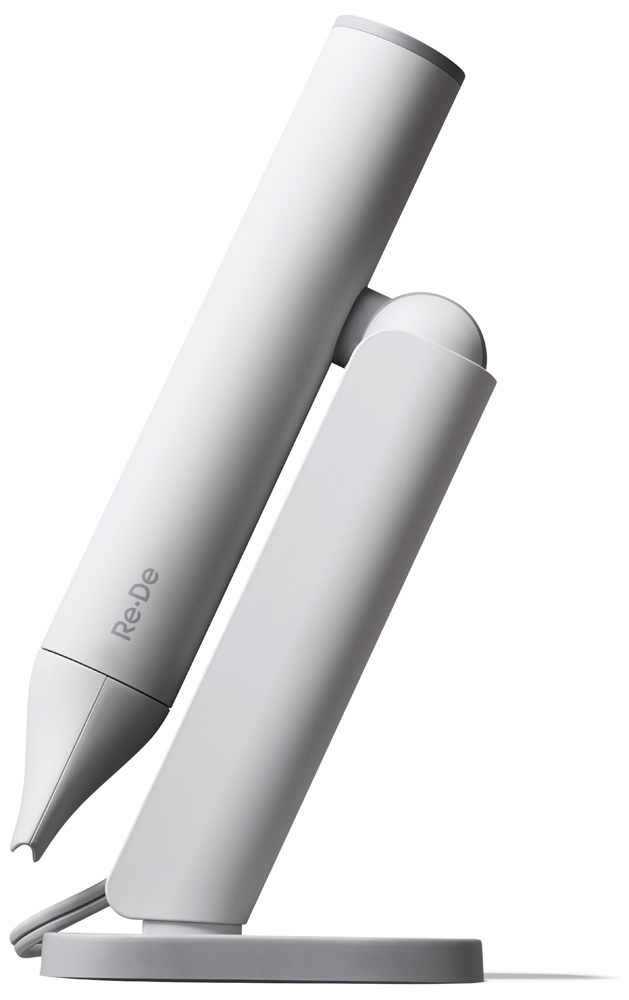 未使用新品 Re・de ドライヤー / A-Stage WHITE A-Stage ヘアドライヤー Re・De Hairdry 【大風量/軽量