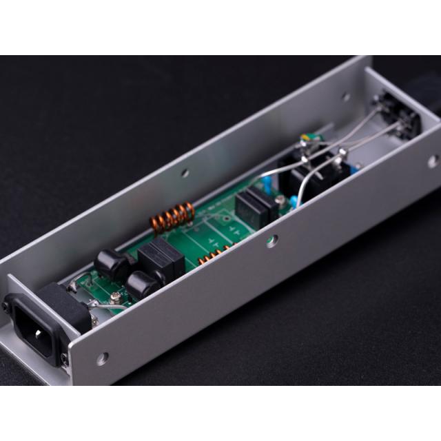 光城精工 CRYSTAL-C1P 電源タップ【雷対策・ノイズフィルタ搭載】KOJO[CRYSTALC1PKOJO] 返品種別A_1