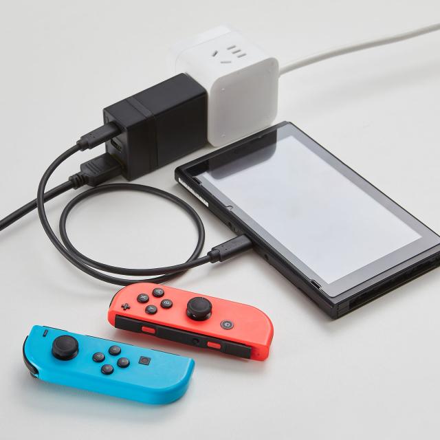 ユニーク UQ-DONGII-BTAC Dongii Bluetooth対応 ドック＋ACアダプタセット[UQDONGIIBTAC] 返品種別A_4