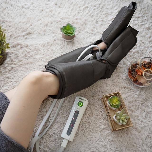 BASSLET TKM12EM001 フットマッサージャー（ブラック）ポータブルエアーレッグマッサージャー[TKM12EM001] 返品種別A_1