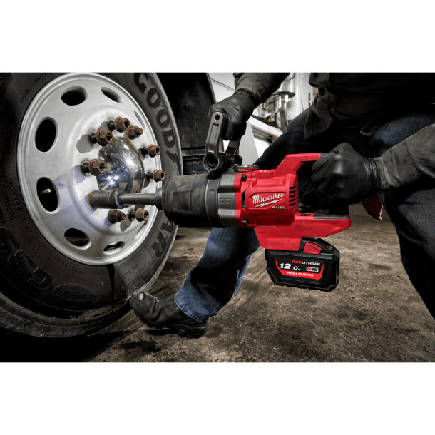 ミルウォーキー M18 FUEL 1インチ 2576Nm ロングノーズ インパクトレンチ (本体のみ) Milwaukee M18 ONEFHIWF1D-0C0 JP返品種別B_3
