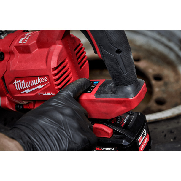 ミルウォーキー M18 FUEL 1インチ 2576Nm ロングノーズ インパクトレンチ (本体のみ) Milwaukee M18 ONEFHIWF1D-0C0 JP返品種別B_4