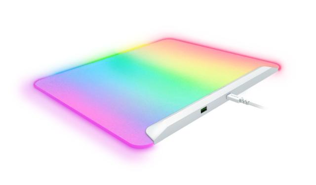 Razer RZ02-04920200-R3M1 【国内正規品】Razer Chroma RGB 対応フルイルミネーション式ゲーミングマウスパッド Firefly V2 Pro（White Edition）[RZ0204920200R3M1] 返品種別A_10
