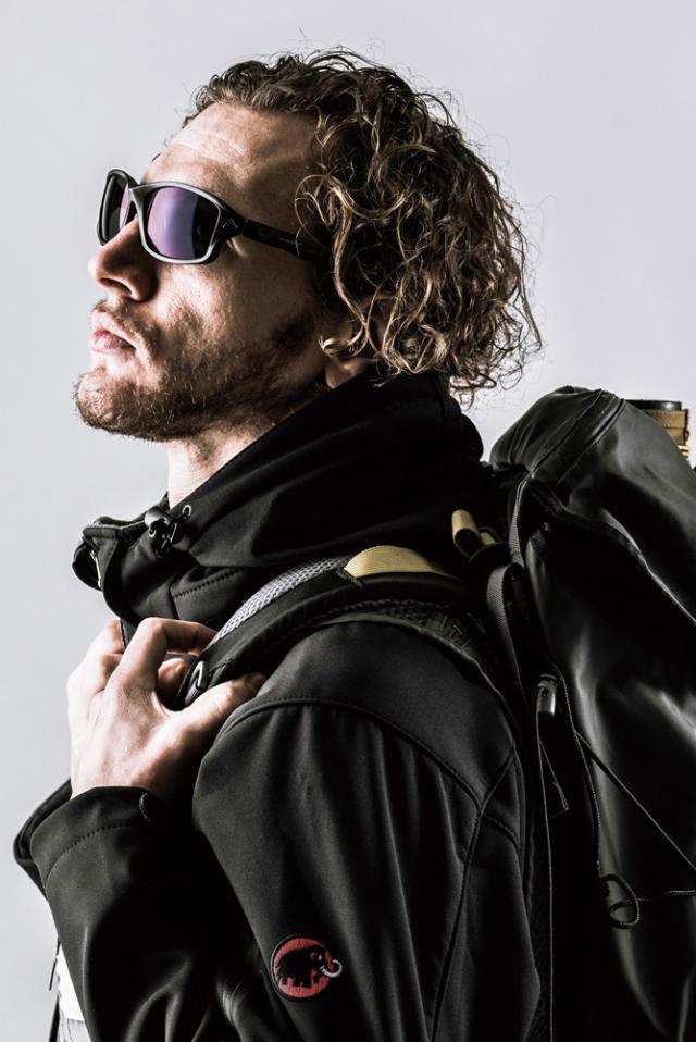 ZEQUE F-1922 ステルス フレームカラー：マットブラック(トゥルー