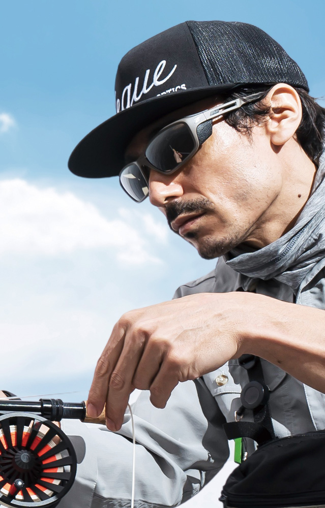 ZEQUE F-1978 フーバー フレームカラー：マットブラック/イエロー