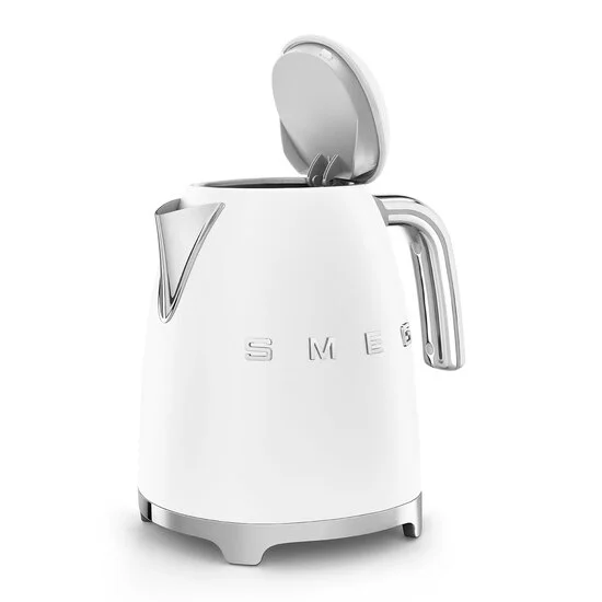 smeg KLF03WHMJP 電気ケトル　1.7L　マットホワイトSMEG[KLF03WHMJP] 返品種別A
