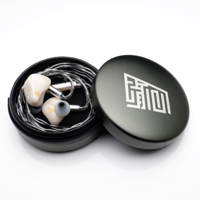 新品未開封HEARTFIELD イヤホン カナル型