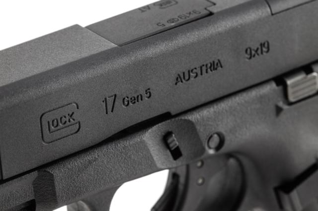 BATON 【再生産】GLOCK G17 Gen5 MOS CO2GBB【JASG認定】【対象年令 18才以上用】エアガン 返品種別B_3