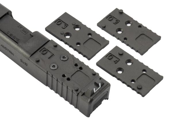 BATON 【再生産】GLOCK G17 Gen5 MOS CO2GBB【JASG認定】【対象年令 18才以上用】エアガン 返品種別B_5