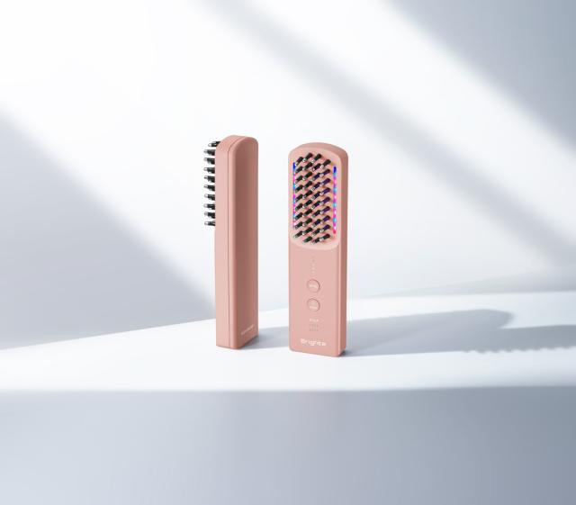 ブライト BRT-FSB180PK ブラシ型美顔器(ピンク)Brighte ELEKI BRUSH+