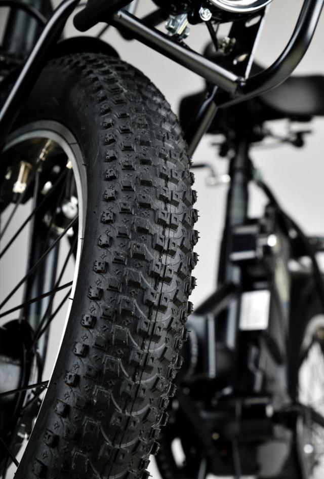 キャプテンスタッグ 折りたたみ電動アシスト自転車　20インチ（マットブラック） CAPTAIN STAG eバーギー電動 FDB206 YG-1502返品種別B_2