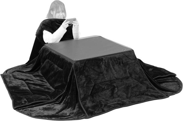 バウヒュッテ BHK-2500KF-BK ゲーミング着るこたつ布団(ブラック