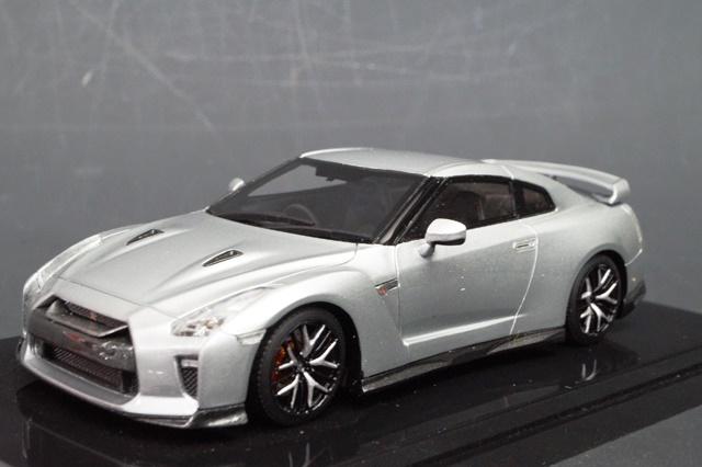 ONEMODEL 1/43 日産 GT-R 2017 Super Silver Metallic【17B08-57】ミニカー 返品種別B