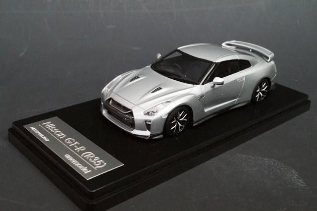 ONEMODEL 1/43 日産 GT-R 2017 Super Silver Metallic【17B08-57】ミニカー 返品種別B_5