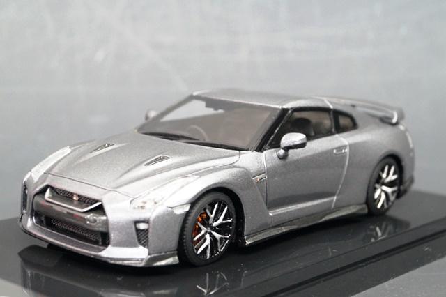 ONEMODEL 1/43 日産 GT-R 2017 Gun Metallic【17B08-59】ミニカー  返品種別B