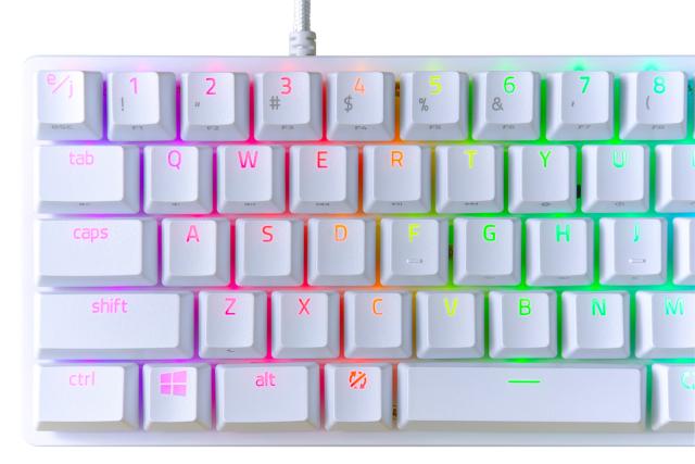 Razer RZ03-03391100-R3J1 【国内正規品】ゲーミングキーボード Razer RZ03-03391100-R3J1 【国内正規品】ゲーミングキーボード