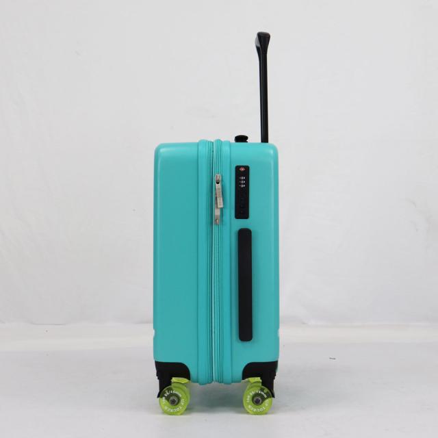 一六八(イロハ) UP TOURRER カラーフット拡張キャリーケース(ブルー・Sサイズ・19インチ) 機内持ち込みサイズ UT103-2-BLS返品種別B 一六八(イロハ) UP TOURRER カラーフット拡張キャリーケース(ブルー・S