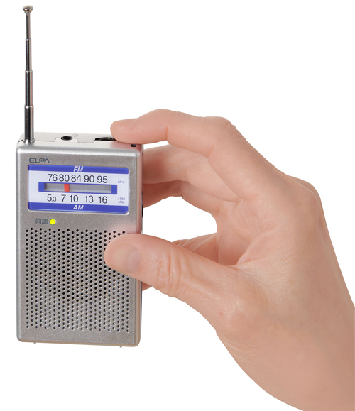 【中古】「非常に良い」エルパ (ELPA) AM/FMポケットラジオ 防災 携帯ラジオ ER-P60F ELPA エルパ AM/FMポケットラジオ [オーディオ 小型 携帯 旅行 防災