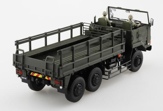 1/24 スズキ キャリイ ST30 ラジコン化 アオシマ プラモデル 1/24 アオシマ製スズキ キャリイ ラジコン化 Aoshima SUZUKI