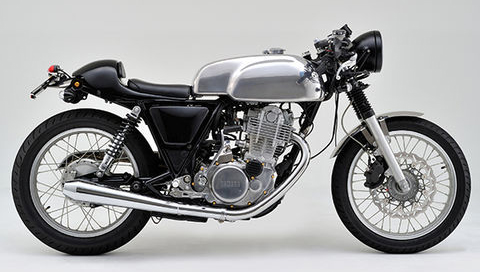 デイトナ 94499 スリップオンメガホンタイプマフラー(3.5°UP) SR400FI