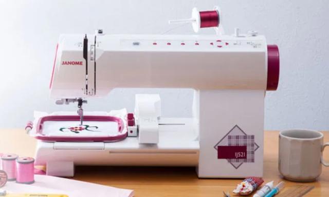 ジャノメ IJ521(ジャノメ) コンピュータミシンJANOME　刺しゅう専用[IJ521ジノメ] 返品種別A