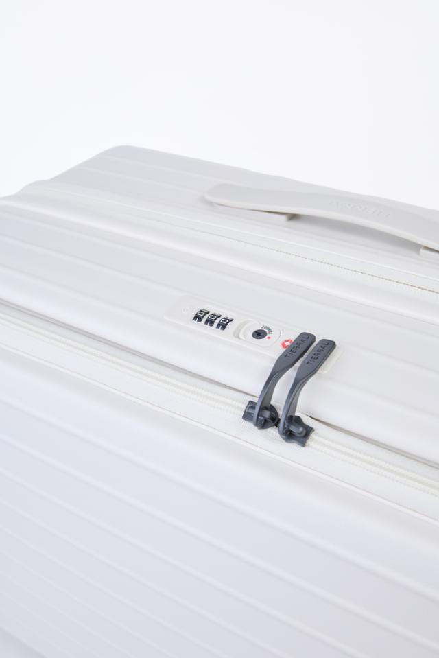 ティエラル TTMR2*03002 スーツケース　（M）　70/80L（Milky White）TIERRAL TOMARU 2.0 M MILKY WHITE[TTMR203002] 返品種別B ティエラル TTMR2*03002 スーツケース （M） 70/80L（Milky White