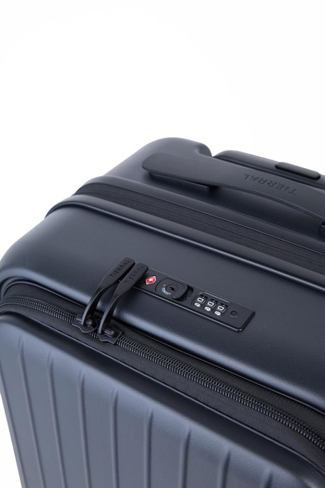 ティエラル TTMR2*09001 スーツケース　（S）　37/43L（Black）TIERRAL TOMARU 2.0 S BLACK[TTMR209001] 返品種別B_3