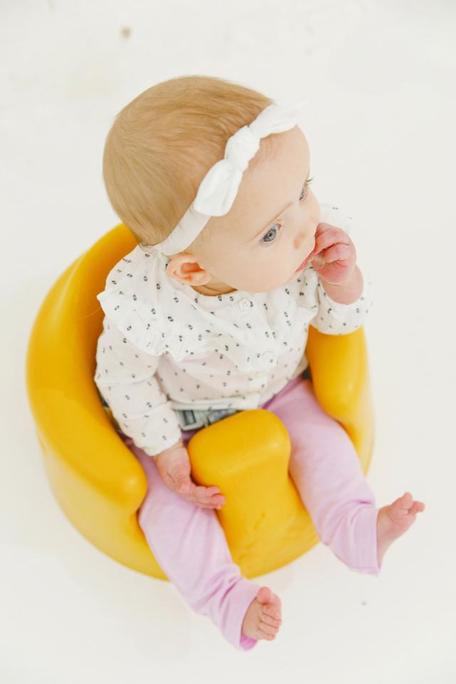 【新品未使用】Bumbo バンボ ベビーソファ 専用ベルト付き【ミモザイエロー】 バンボ ベビーソファ バンボチェア ミモザイエロー : ナチュラルベビー