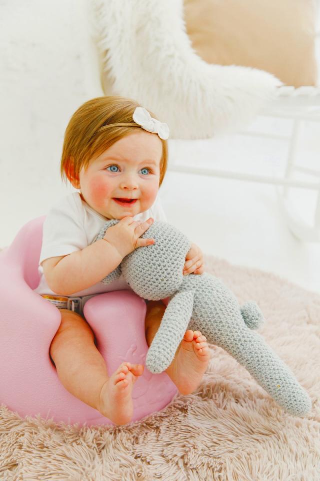 【ほぼ新品・箱あり】Bumbo バンボベビーソファ Bumbo(バンボ) 床置き専用 バンボ ベビーソファ 腰ベルト入り(サクラ