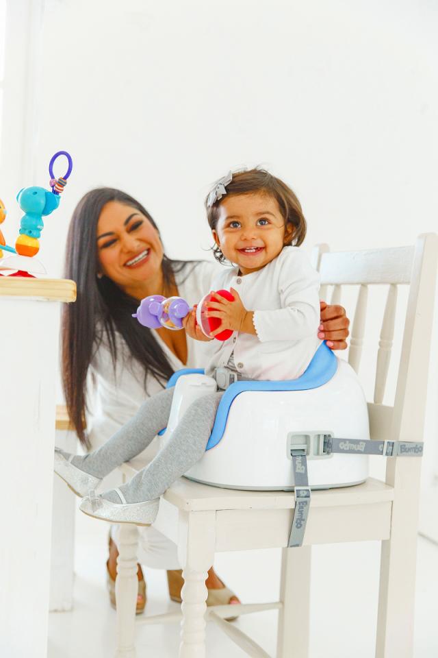 Bumbo バンボ マルチシート 成長に合わせて長く 3ステージ パウダーブルー Amazon | Bumbo バンボ マルチシート【正規総輸入元】 ブラック