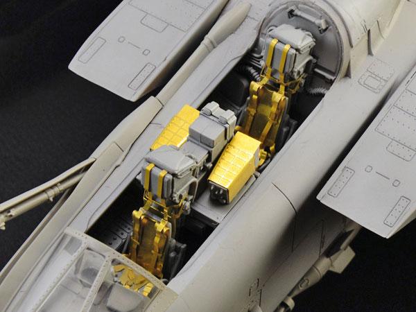 タミヤ 1/32 トーネード GR.4 (パイロット人形付き）【25425】プラモデル  返品種別B_11