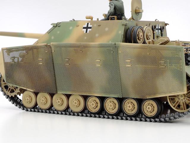 タミヤ 1/35 ドイツIV号駆逐戦車/70(A)【35381】プラモデル 返品