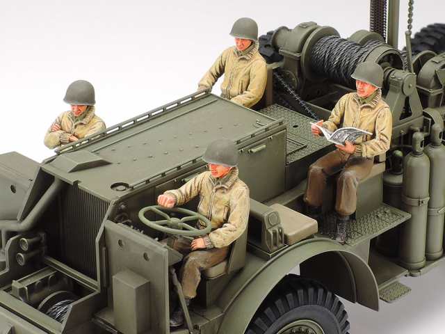 タミヤ 1/35 アメリカ 40トン戦車運搬車 ドラゴンワゴン【35230】プラモデル 返品種別B｜au PAY マーケット