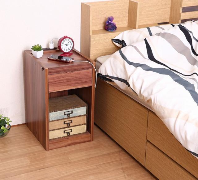 不二貿易 99323 ベッドサイドテーブル コンセント付き(幅30×奥行36×高さ50cm・ブラウン)ナイトテーブル[99323フジボウエキ] 返品種別A