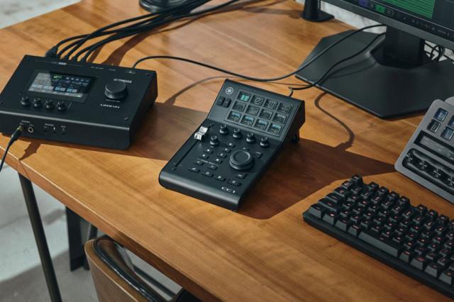 ヤマハ CC1 USBコントローラーYAMAHA[CC1YAMAHA] 返品種別A_7