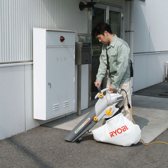 京セラインダストリアルツールズ RESV-1500 電動ブロワバキューム 2