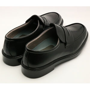 アサヒシューズ 紳士　ビジネスシューズ　（ブラック・24.5cm） 通勤快足 AM31241 ローファータイプ TK31-24 BK 24.5返品種別A