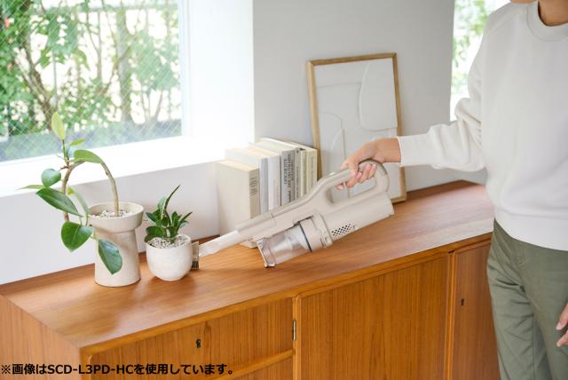 アイリスオーヤマ クリーンドック式スティッククリーナー 充電式 自走
