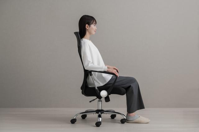 アイリスオーヤマ OFC-MBHRブラツク メッシュバックチェアハイバック (ブラック)IRIS[OFCMBHRブラツク] 返品種別A_5