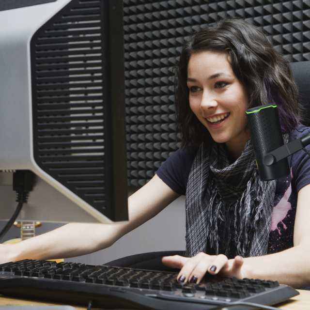 JBL JBLSTRMSTUDIOBLK USBコンデンサーマイクJBL QUANTUM STREAM