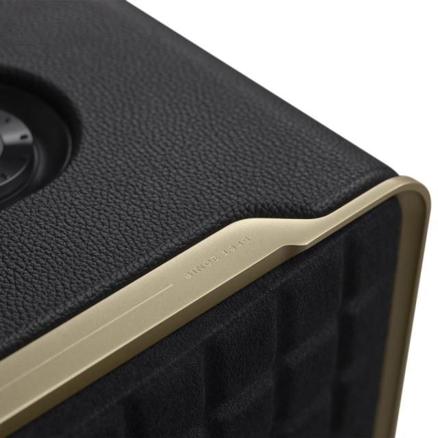 JBL JBLAUTH300BLKJN Bluetooth対応 ポータブルワイヤレススピーカーJBL AUTHENTICS 300[JBLAUTH300BLKJN] 返品種別A_10