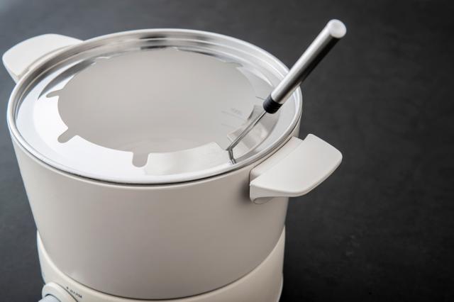 ピーコック WCT-90-W 電気フライヤー 1.0L ホワイトpeacock テーブル